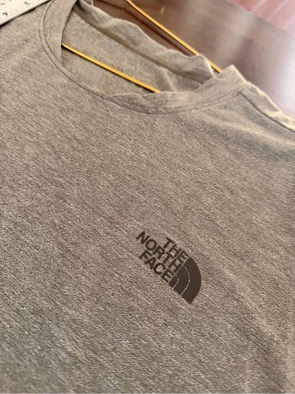 The North Face Mens Heather Gray Short Sleeve Crew T-Shirt